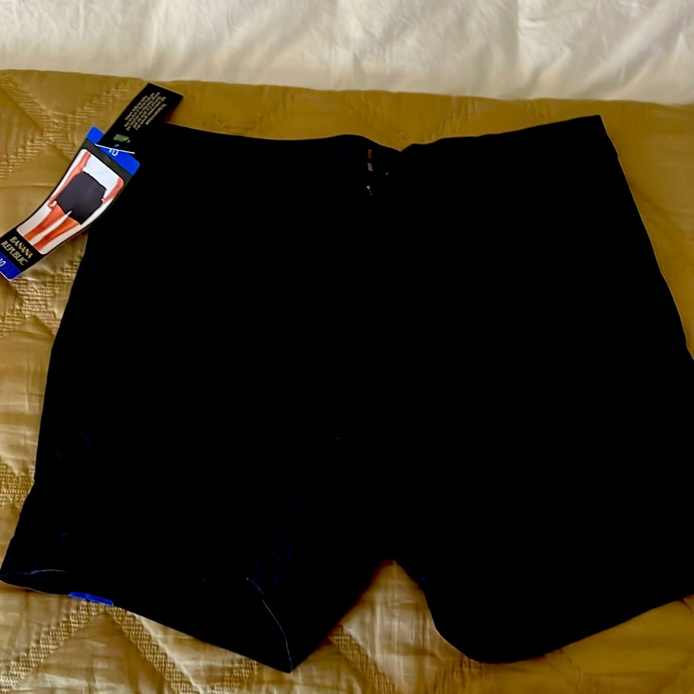 NWT black Banana Republic shorts
